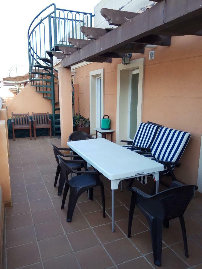 Precioso ático en Torre de Benagalbón a 20 metros del mar. Apartamento Exterior foto